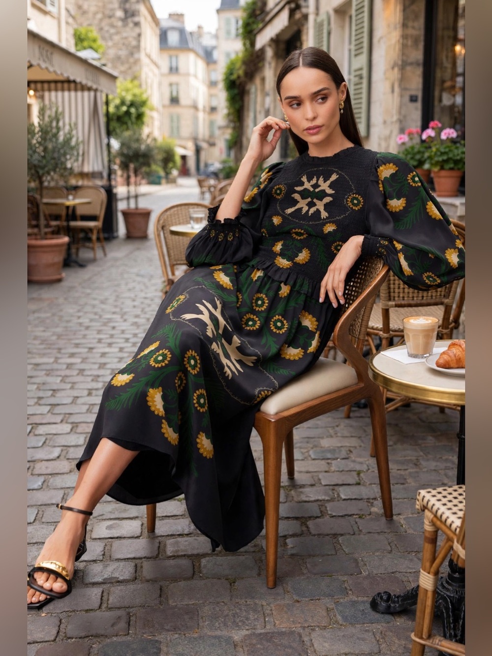 Sea New York Perle Print Dress Black Floral Long Sleeve dress size Medium.